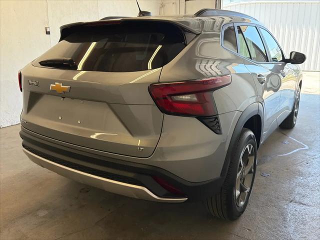 2025 Chevrolet Trax FWD LT