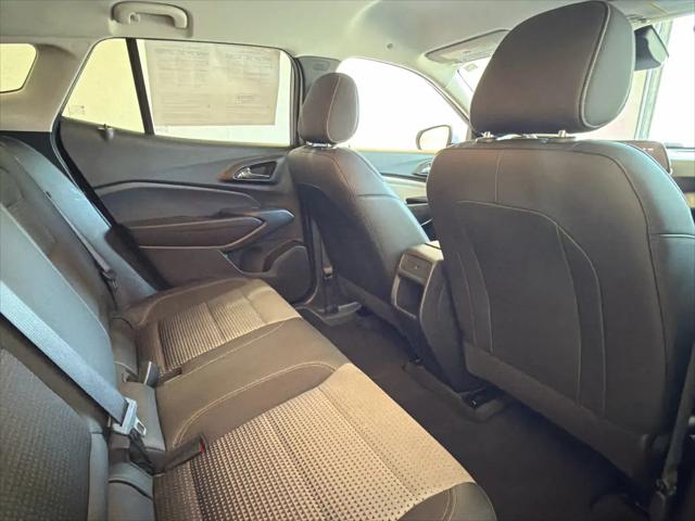 2025 Chevrolet Trax FWD LT