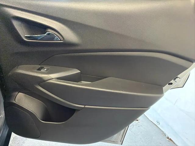 2025 Chevrolet Trax FWD LT