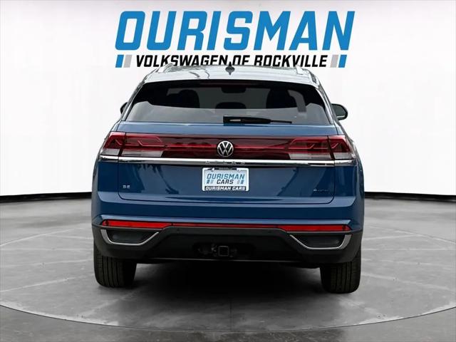 2026 Volkswagen Atlas Cross Sport SE with Technology
