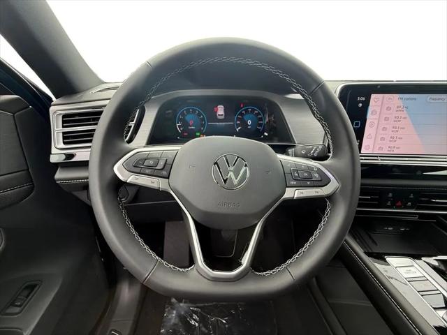 2026 Volkswagen Atlas Cross Sport SE with Technology