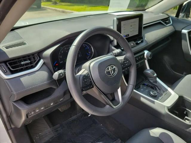 2023 Toyota RAV4 Hybrid XLE Premium