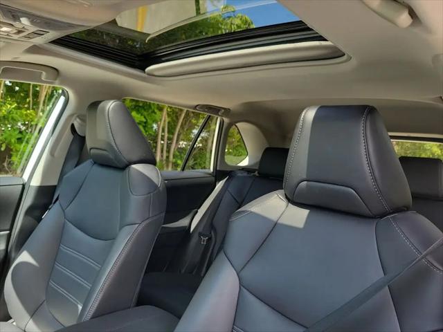 2023 Toyota RAV4 Hybrid XLE Premium