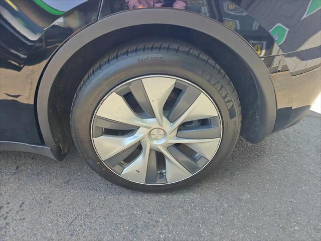 2024 Tesla Model Y Long Range Dual Motor All-Wheel Drive