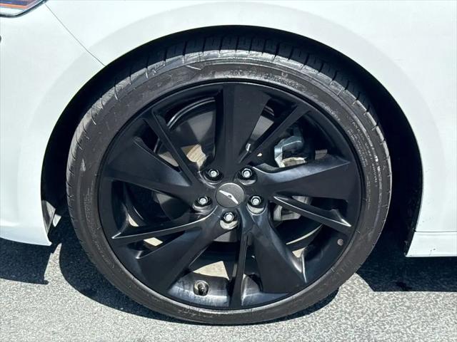 2023 Genesis G70 2.0T RWD