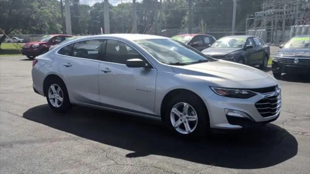 2022 Chevrolet Malibu FWD LS