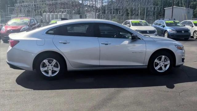 2022 Chevrolet Malibu FWD LS