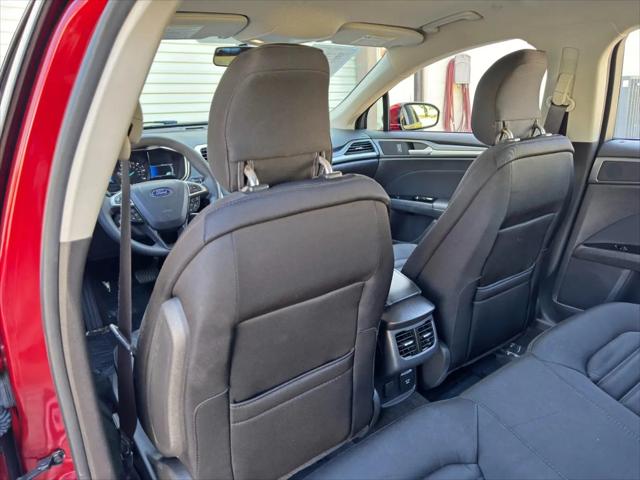 2013 Ford Fusion Hybrid SE