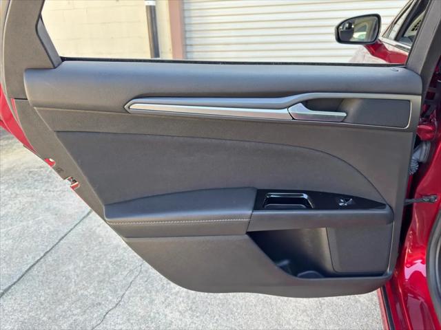 2013 Ford Fusion Hybrid SE