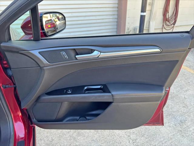 2013 Ford Fusion Hybrid SE