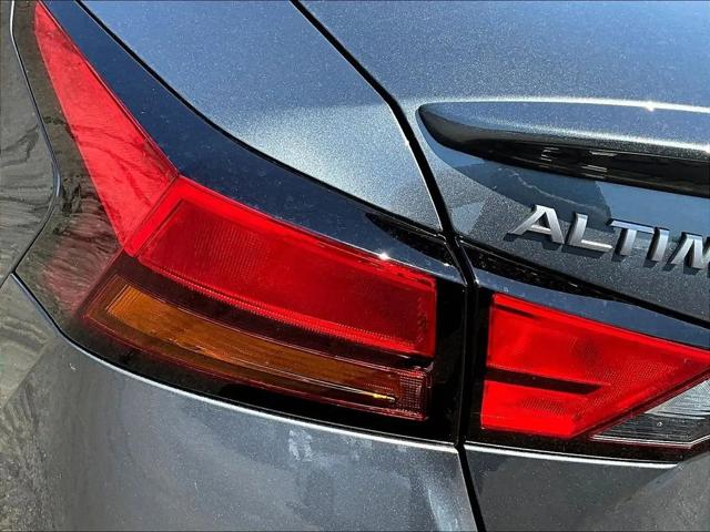 2026 Nissan Altima SV FWD