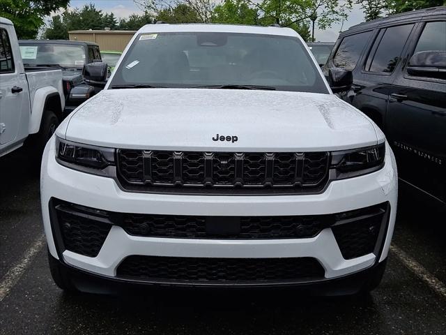 2026 Jeep Grand Cherokee L 85th Anniversary Edition