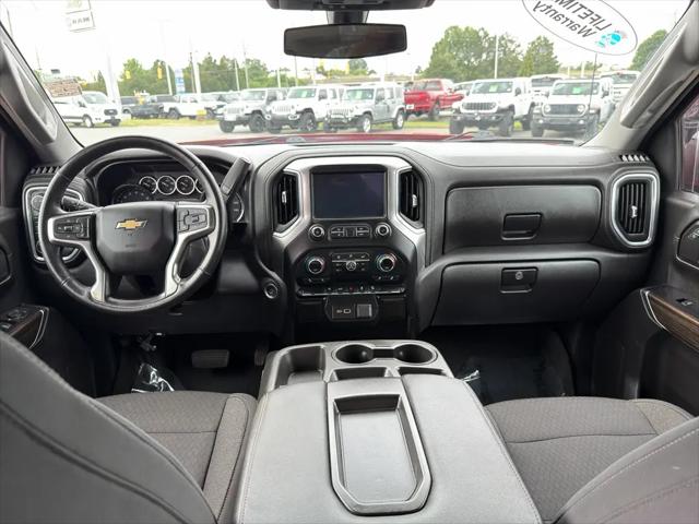 2021 Chevrolet Silverado 1500 4WD Crew Cab Standard Bed LT