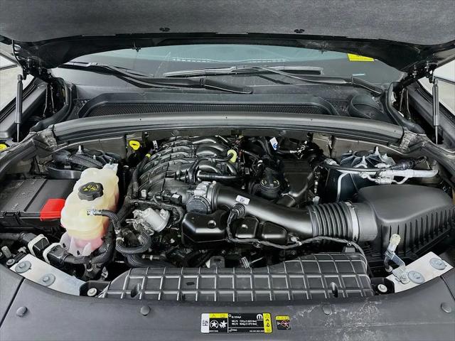 2025 Jeep Grand Cherokee L Laredo X 4x2