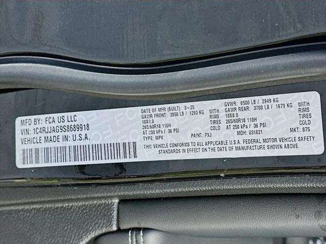 2025 Jeep Grand Cherokee L Laredo X 4x2