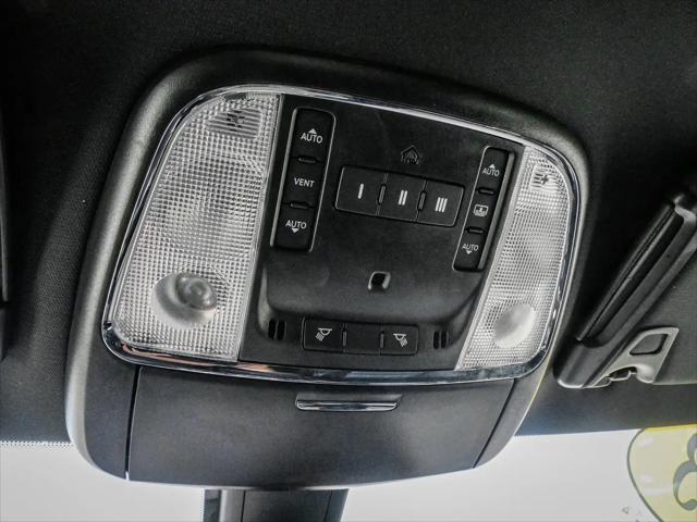 2023 Chrysler 300 300S