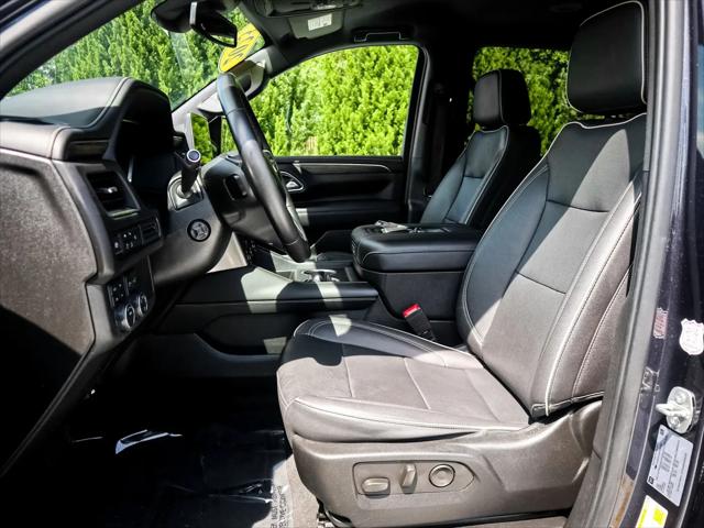 2023 Chevrolet Suburban 4WD Premier