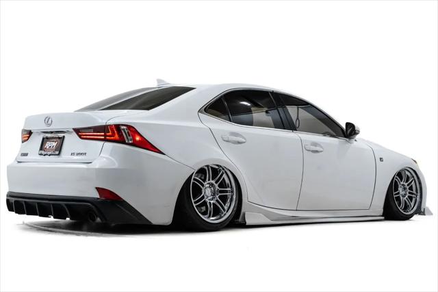2016 Lexus IS 200t IS 200t