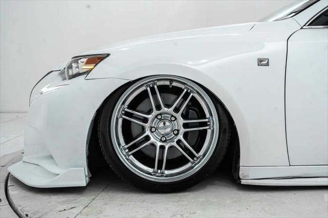 2016 Lexus IS 200t IS 200t