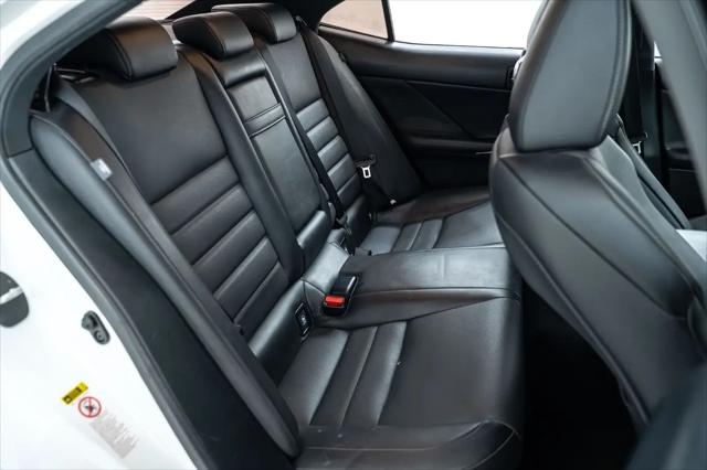 2016 Lexus IS 200t IS 200t