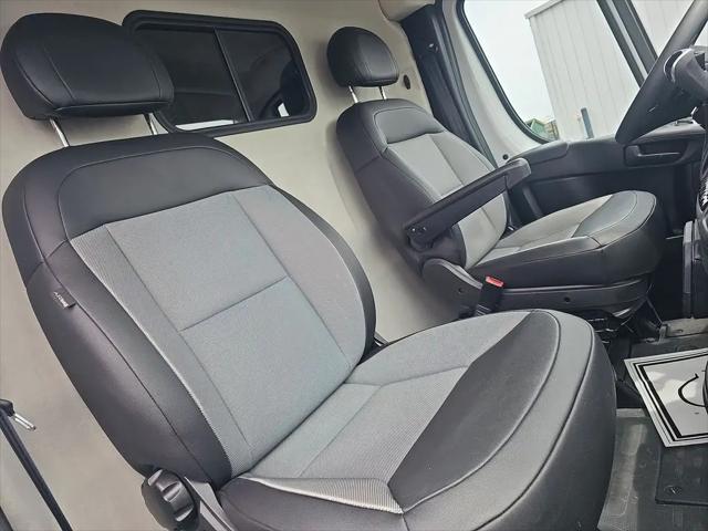 2025 Ram ProMaster 2500 Cargo Van Tradesman High Roof 159" WB w/Pass Seat
