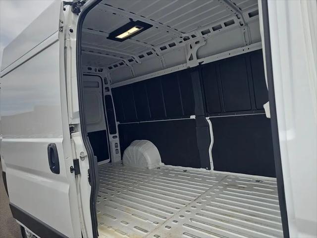 2025 Ram ProMaster 2500 Cargo Van Tradesman High Roof 159" WB w/Pass Seat