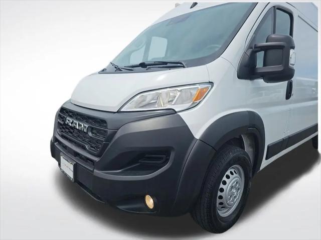 2025 Ram ProMaster 2500 Cargo Van Tradesman High Roof 159" WB w/Pass Seat