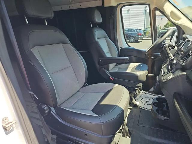 2025 Ram ProMaster 2500 Cargo Van Tradesman High Roof 159" WB w/Pass Seat