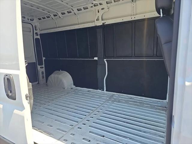 2025 Ram ProMaster 2500 Cargo Van Tradesman High Roof 159" WB w/Pass Seat