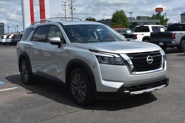 2025 Nissan Pathfinder SL 4WD