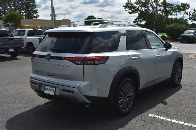 2025 Nissan Pathfinder SL 4WD