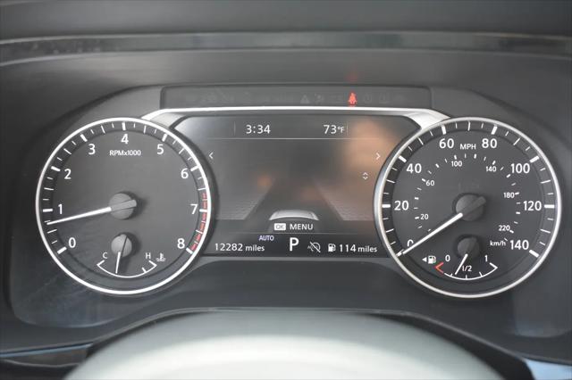 2025 Nissan Pathfinder SL 4WD