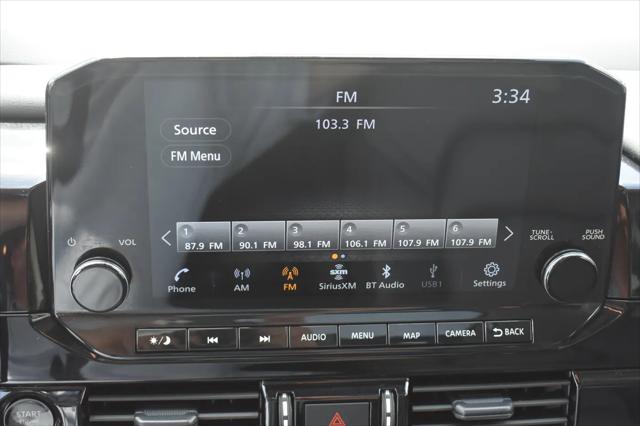 2025 Nissan Pathfinder SL 4WD