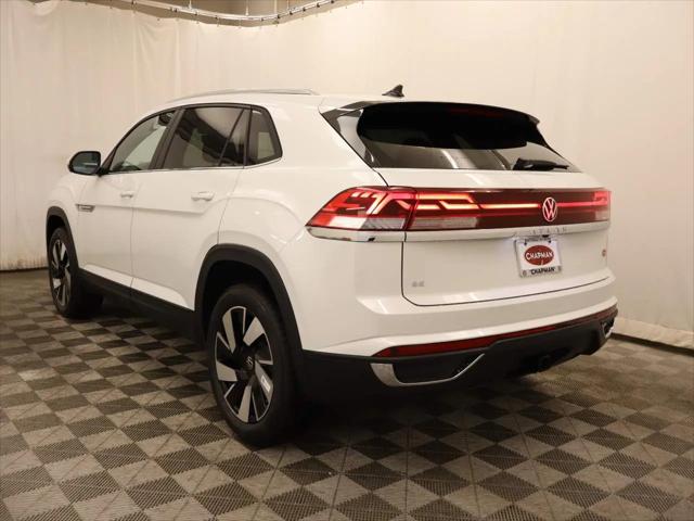 2026 Volkswagen Atlas Cross Sport SE with Technology