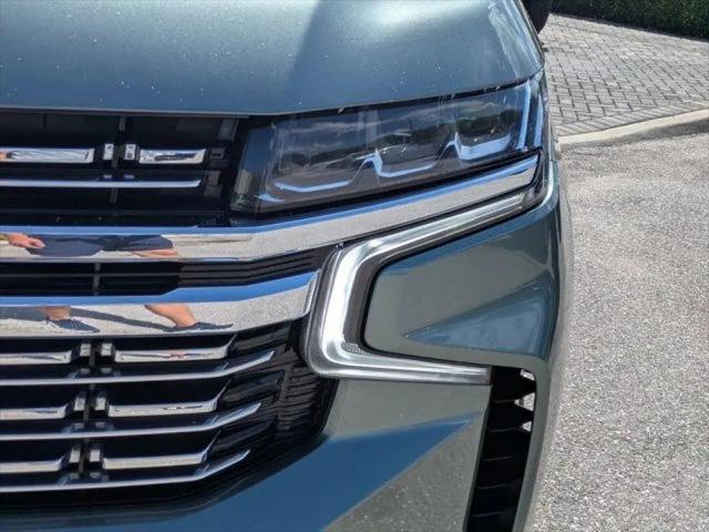 2023 Chevrolet Suburban 4WD Premier