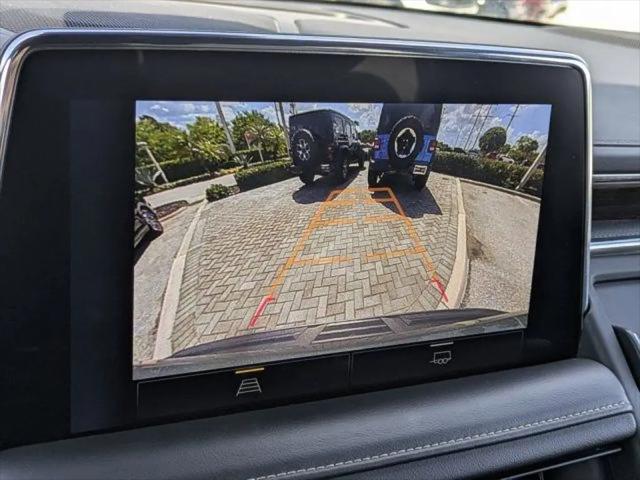 2023 Chevrolet Suburban 4WD Premier