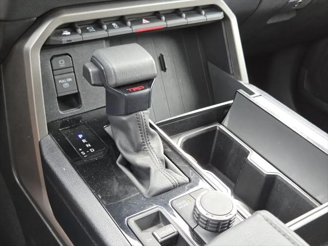 2024 Toyota Sequoia SR5