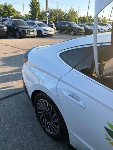 2024 Hyundai Sonata Hybrid Limited