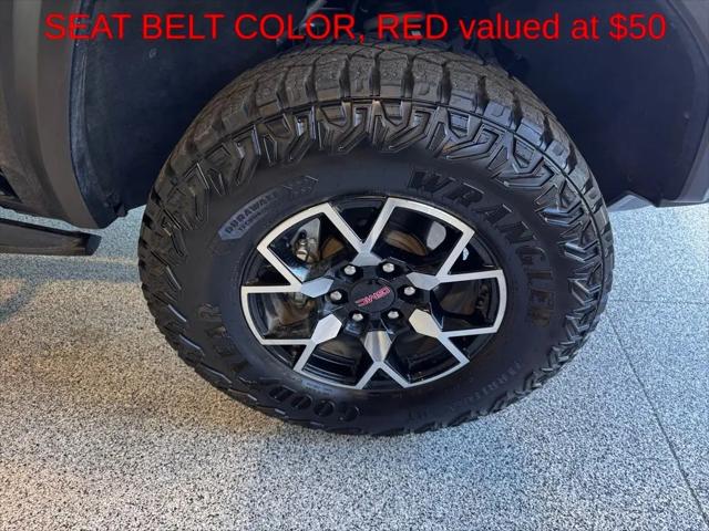 2023 GMC Canyon 4WD Crew Cab Short Box AT4X