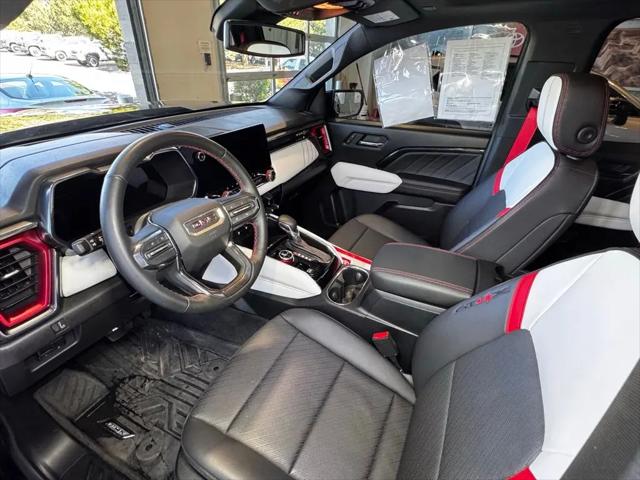 2023 GMC Canyon 4WD Crew Cab Short Box AT4X