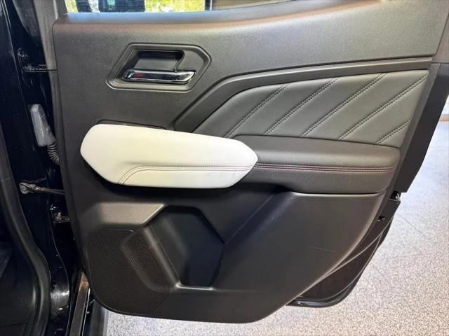 2023 GMC Canyon 4WD Crew Cab Short Box AT4X