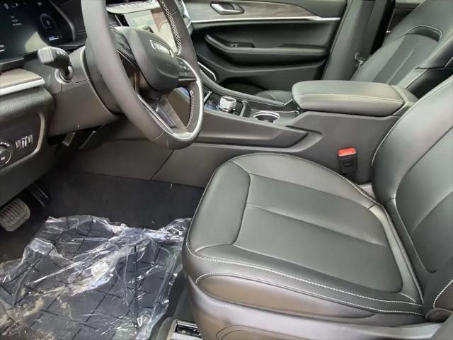 2026 Jeep Grand Cherokee Limited 4x2