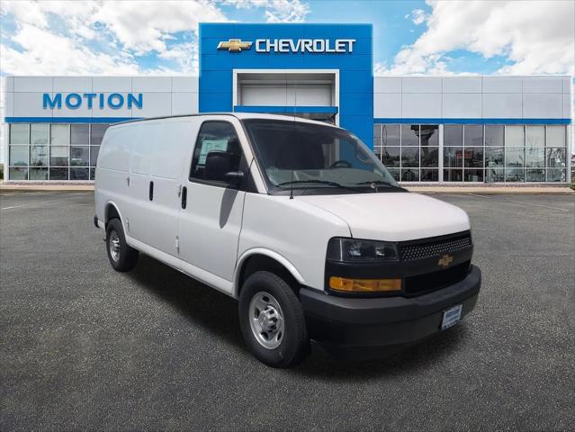 2025 Chevrolet Express Cargo Van RWD 2500 Regular Wheelbase WT