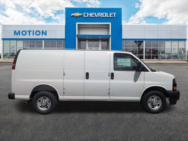 2025 Chevrolet Express Cargo Van RWD 2500 Regular Wheelbase WT