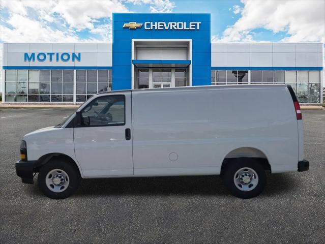 2025 Chevrolet Express Cargo Van RWD 2500 Regular Wheelbase WT