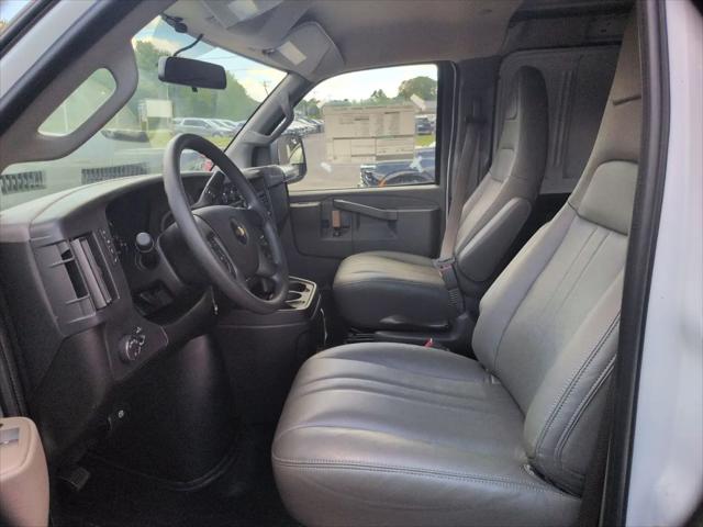 2025 Chevrolet Express Cargo Van RWD 2500 Regular Wheelbase WT