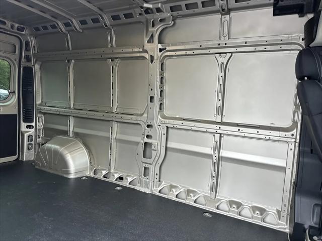 2026 Ram ProMaster 2500 Cargo Van SLT High Roof 159 WB