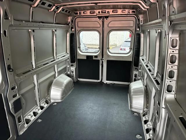 2026 Ram ProMaster 2500 Cargo Van SLT High Roof 159 WB