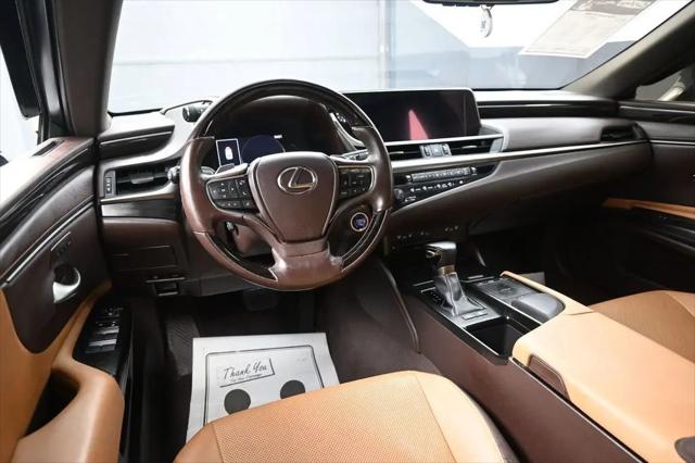 2019 Lexus ES 300h ES 300h