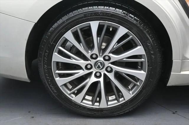 2019 Lexus ES 300h ES 300h